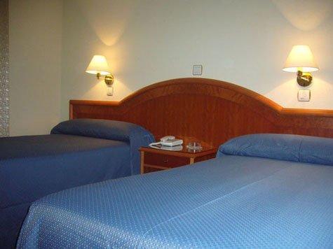 Hotel Buenos Aires Villafria Екстериор снимка