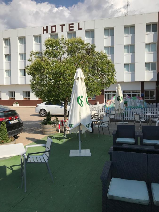 Hotel Buenos Aires Villafria Екстериор снимка