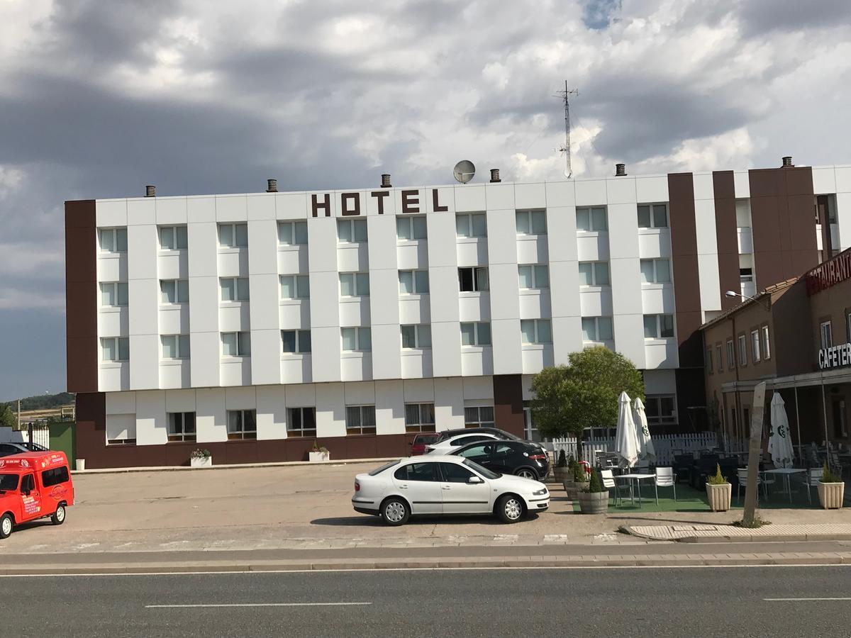 Hotel Buenos Aires Villafria Екстериор снимка
